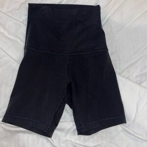 Lululemon align shorts, black. Great condition, worn once.